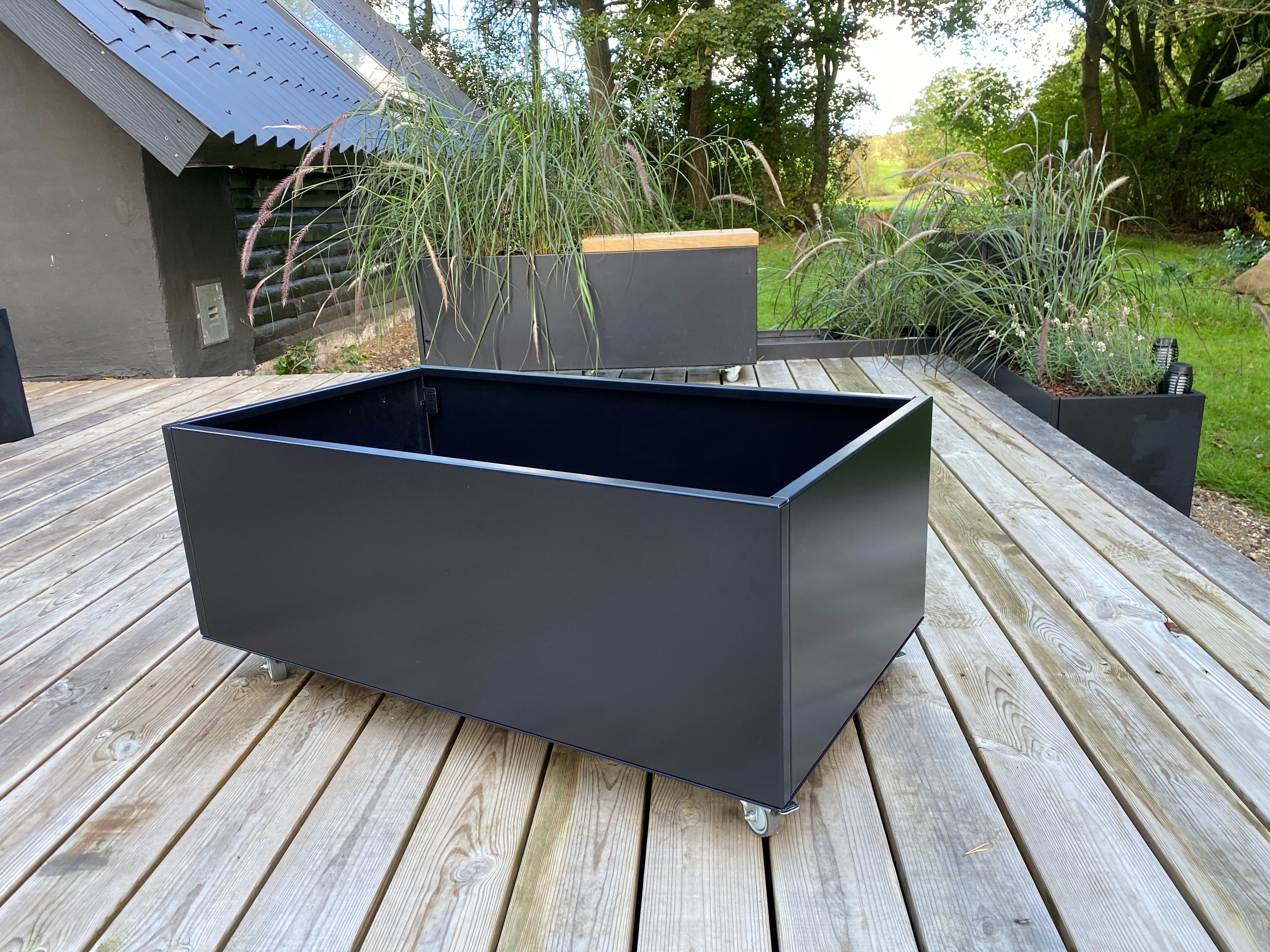 Grafit-sort plantekasse B50xL90xH31cm på hjul