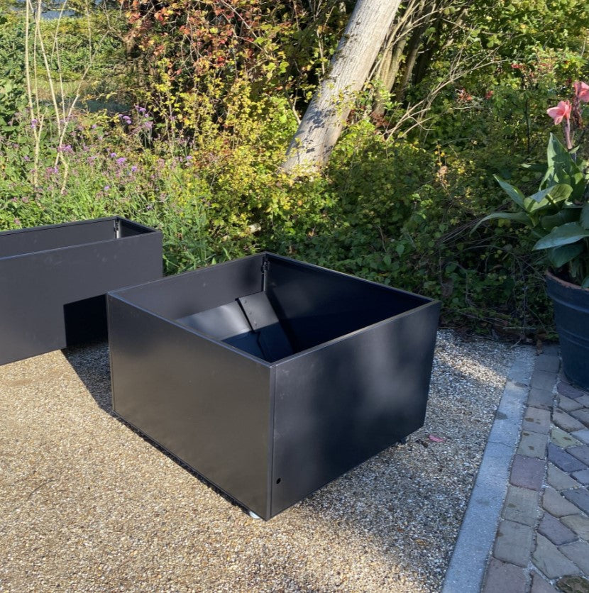 Planter PRO Graphite Black W85xL85xH50 On wheels