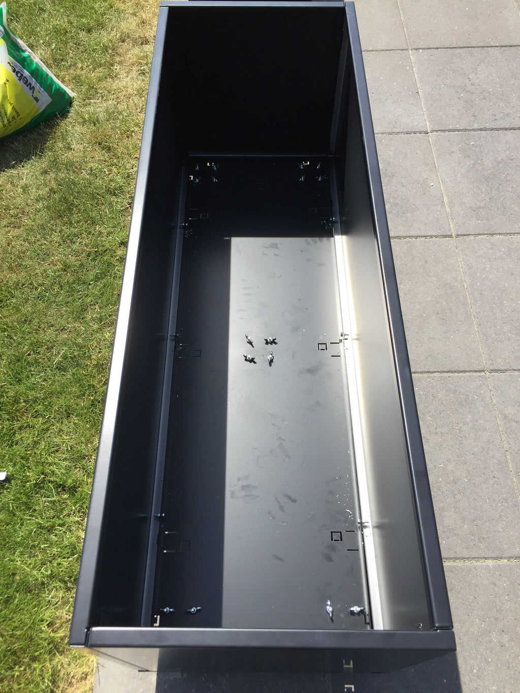 Sort plantekasse B40xL40xH80 på hjul