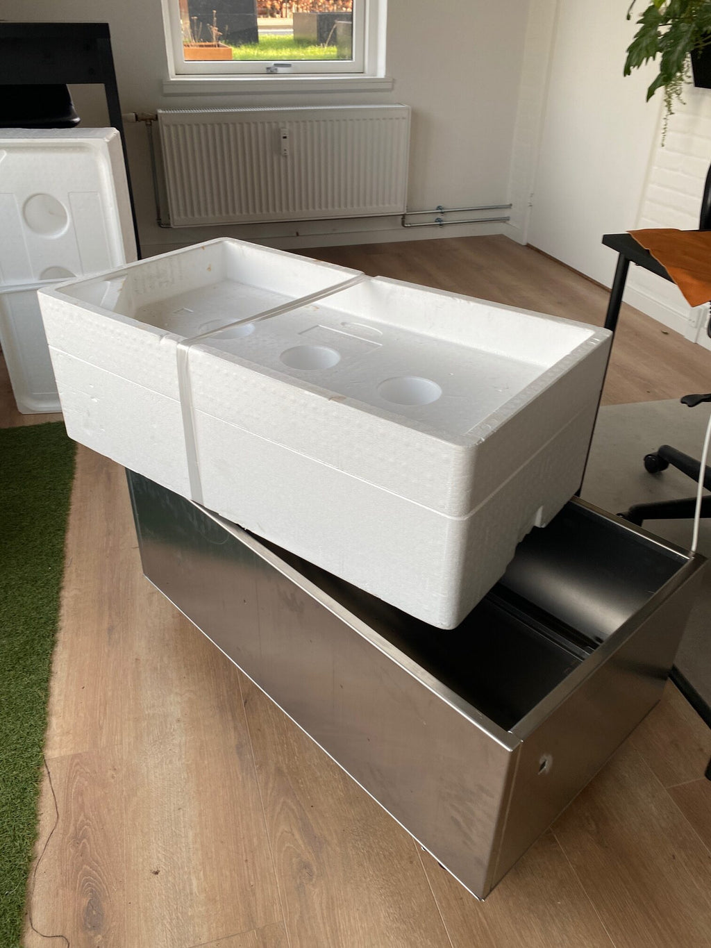 Planter Black W50xL90xH31 with base (f. self watering unit)