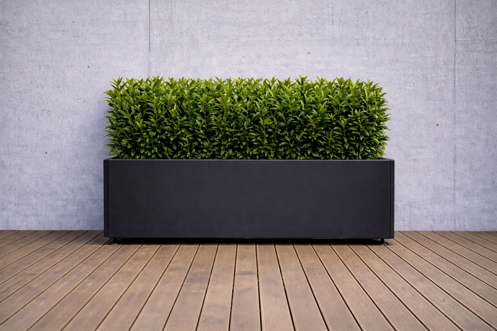 Pflanzkübel Classic 40x120 H40cm auf Rädern/Beinen – GRÖNFELD