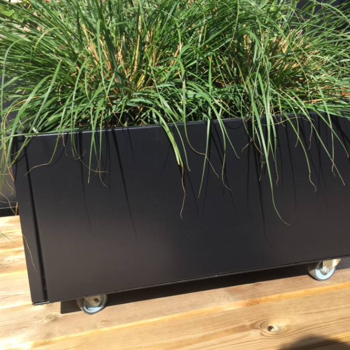 Planter Black W40xL40xH25 on wheels