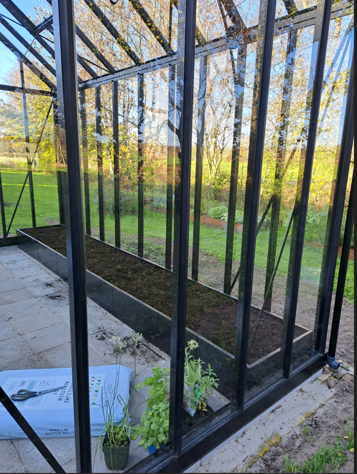 Sort højbed B120xL356xH25 uden bund